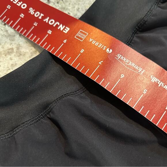 Under Armour workout shorts black size. small see measurements no size indicated - Picture 4 of 4